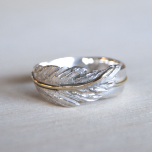 Veerkracht collectie | Zilveren ring | Veldjuwelen